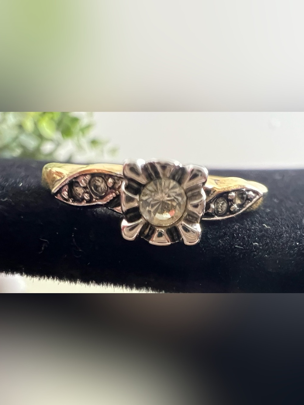 Rhinestone and faux gold Solitaire Ring